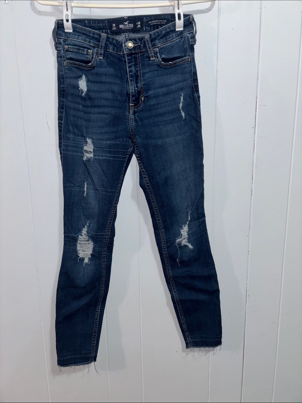 Hollister Women's Distressed Dark Wash Skinny Jeans